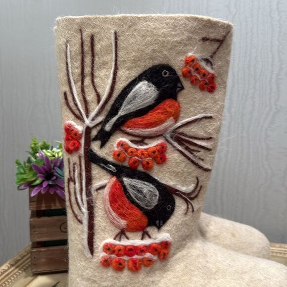 Vintage Russian Valenki Traditional Wool Felt Boots Beautiful Embroidered Birds - Picture 8 of 16